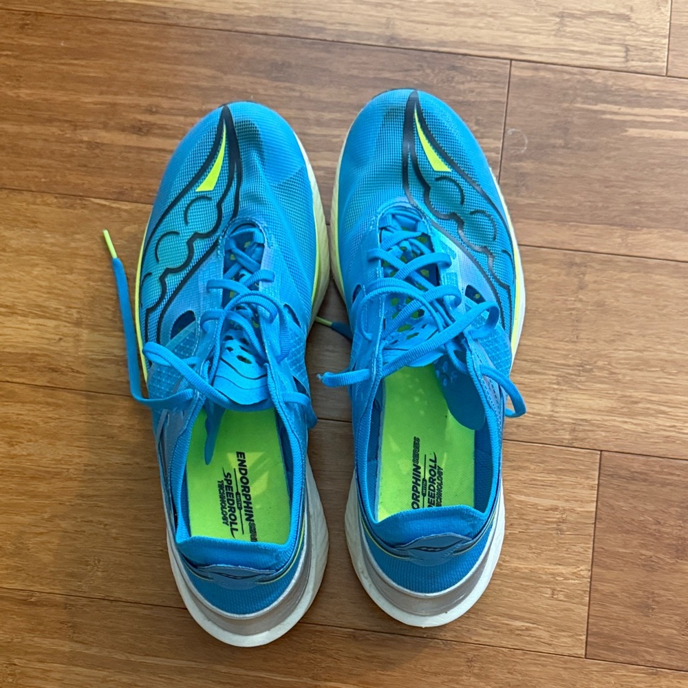 Saucony men’s endorphins size 11.5